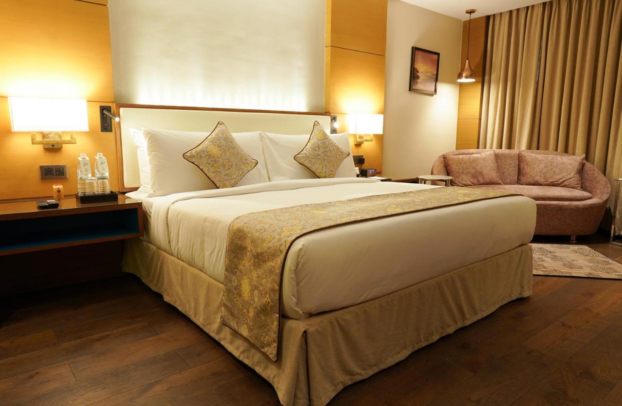 Gokulam Grand Trivandrum Thiruvananthapuram Екстер'єр фото