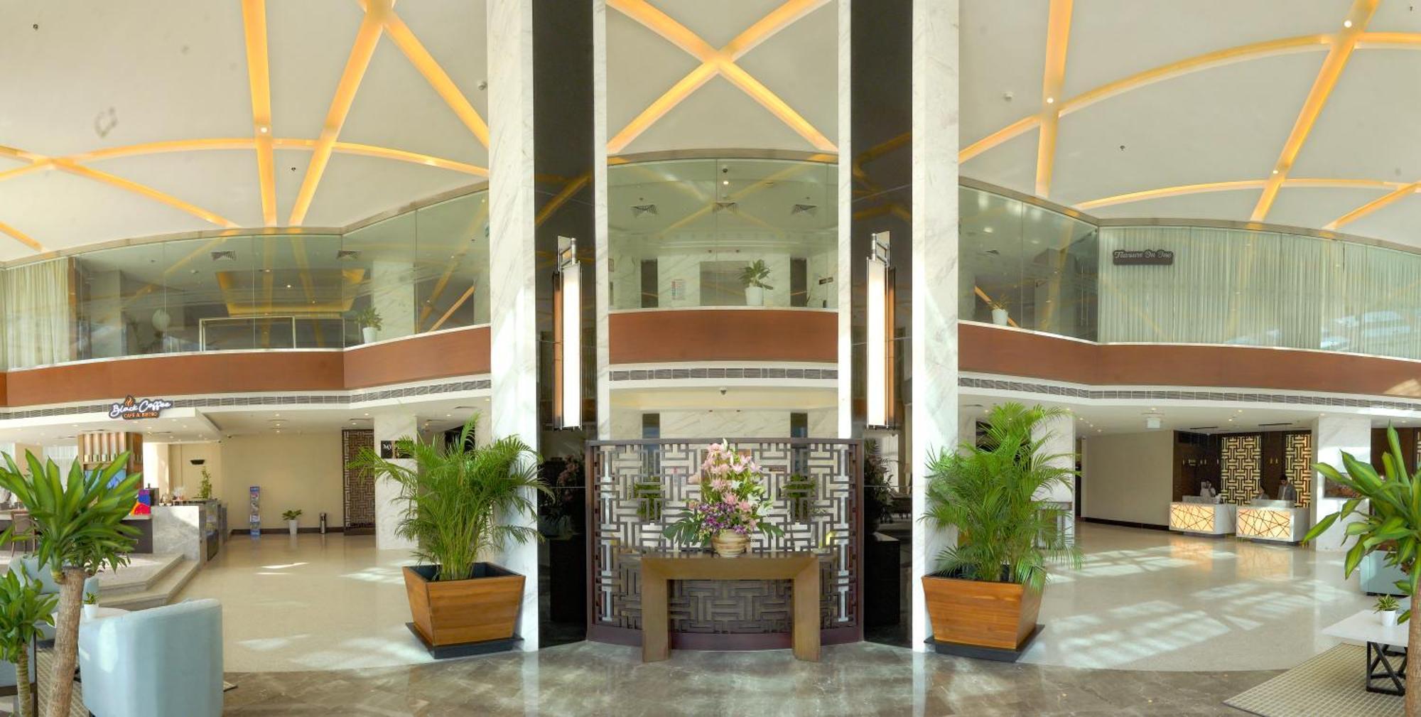 Gokulam Grand Trivandrum Thiruvananthapuram Екстер'єр фото
